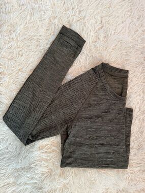 lululemon athletica long sleeve tee